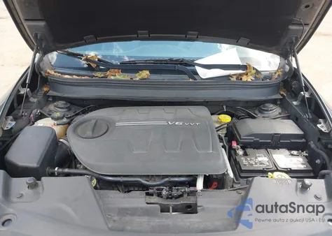 2014 Jeep Cherokee Limited из США, поврежденный, VIN 1C4PJMDS7EW317132